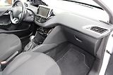 Peugeot 208 (2018) 1.2i 1.MAJITEL KLIMA TEMPOMAT  - náhled 15