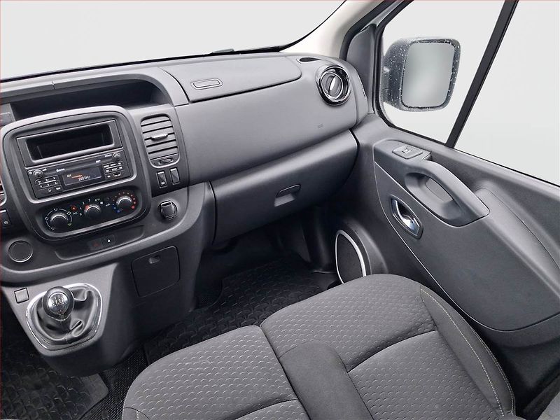 Opel Vivaro (2018) 1.6 CDTI, Bus, 9Míst, DPH - fotka 8 z 19