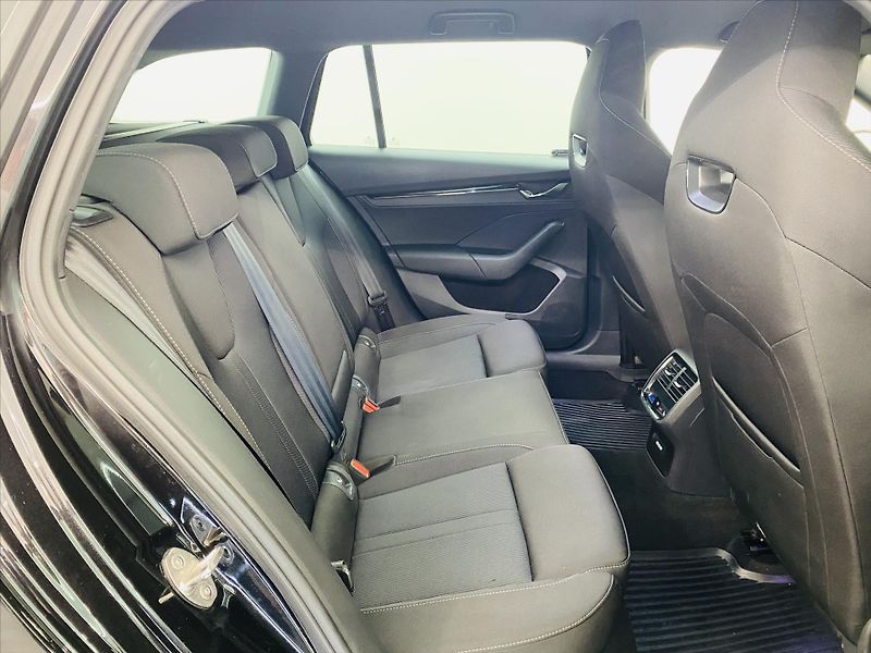 Škoda Octavia 2,0 TDI 110kW DSG SportLine - fotka 7 z 27