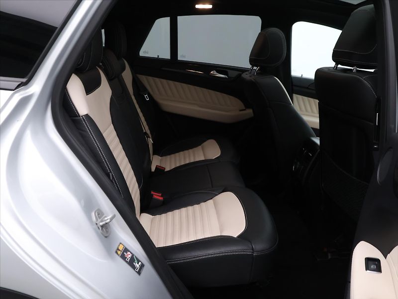 Mercedes-Benz GLE 3,0 350d 190kW 4Matic CZ DPH - fotka 14 z 36