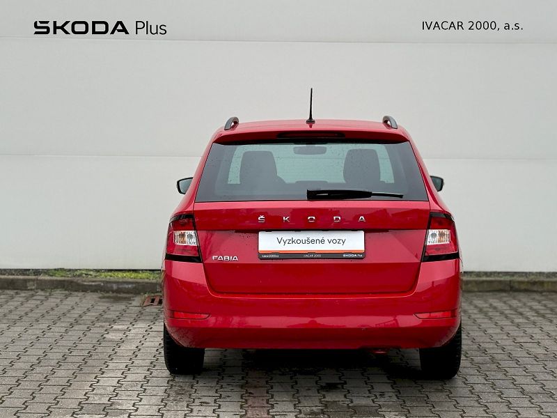Škoda Fabia (2022) Combi 1.0 TSI 70 kW - fotka 7 z 20