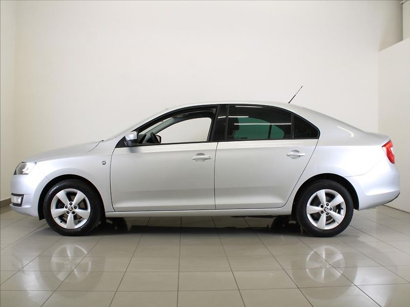 Škoda Rapid 1,2 TSi 63kW Fresh 1.maj.ČR - fotka 5 z 22