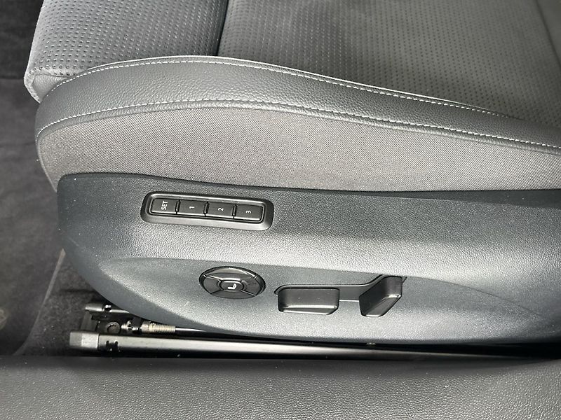 Škoda Superb Sportline,nez.top. - fotka 27 z 31