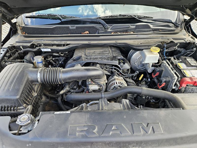 RAM 1500 (2019) 5.7HEMI + LPG LARAMIE - fotka 26 z 38