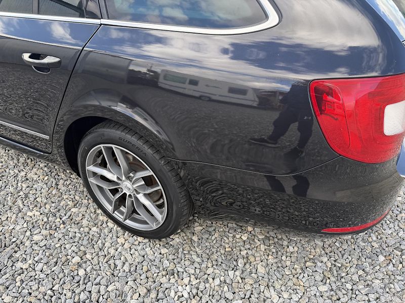 Škoda Superb 2.0TDi 170PS 6R 4x4 0% KOROZE! - fotka 34 z 157