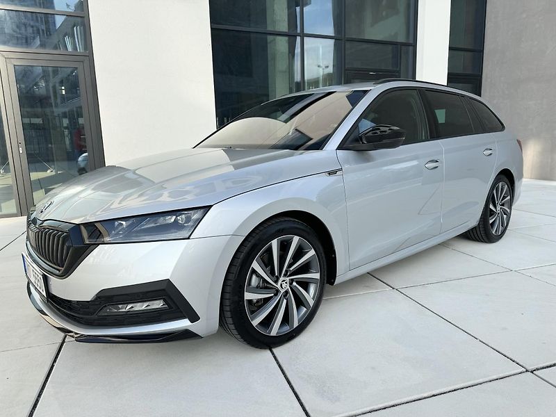 Škoda Octavia (2024) Sportline 2,0 TSI 140kW DSG4x4 - fotka 1 z 11