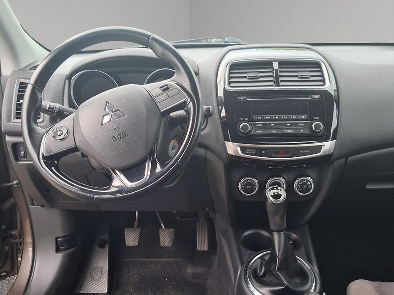 Mitsubishi ASX (2016) 1,6 86kW - fotka 13 z 24