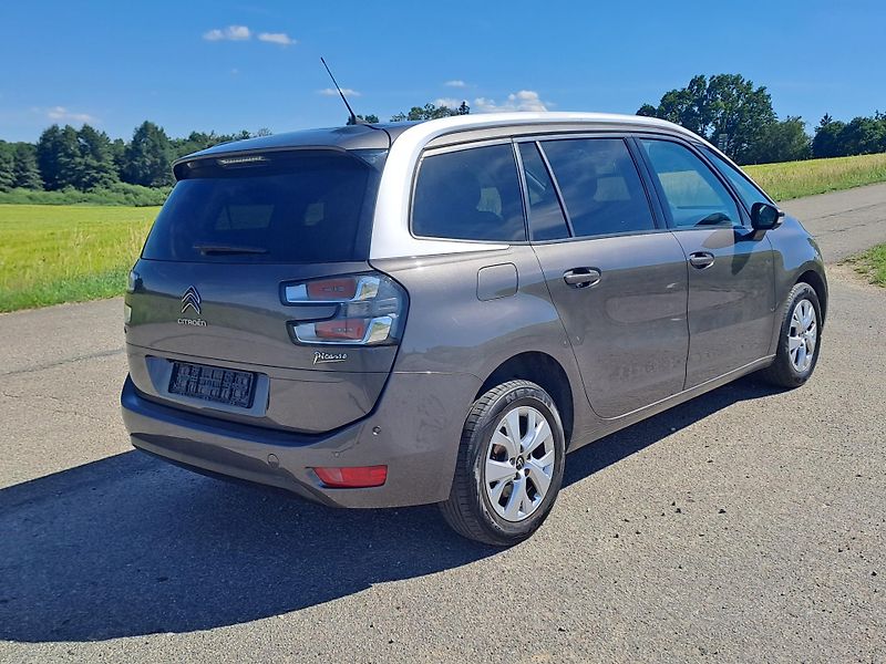 Citroën Grand C4 Picasso 1.6 HDi AUTOMAT, 7 MÍST - fotka 5 z 41