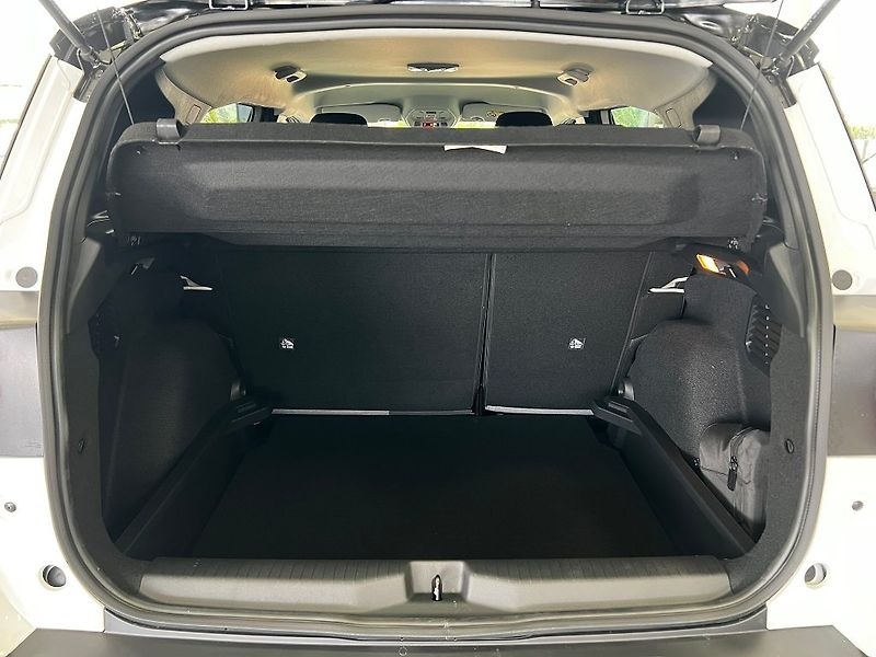 Opel Frontera GS HYBRID 107 kW/145 HP + ZP - fotka 8 z 28