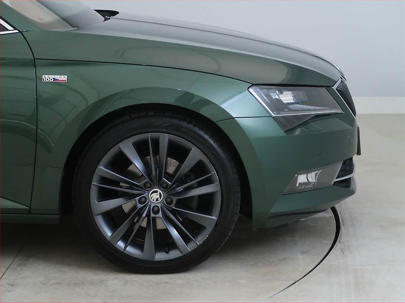 Škoda Superb (2018) Style Plus 2.0 TDI - fotka 13 z 16