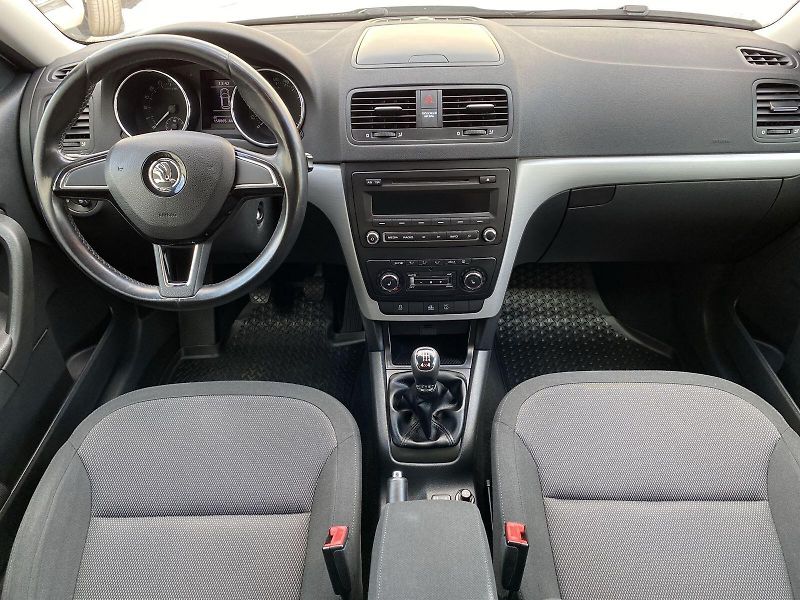 Škoda Yeti (2014) 2.0 TDI 4x4 Ambition - fotka 5 z 24