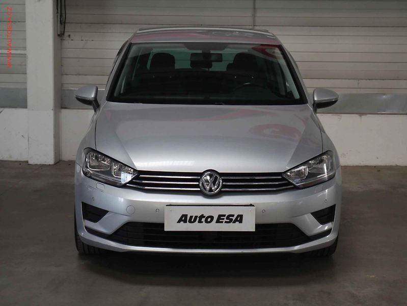 Volkswagen Golf Sportsvan (2015) 1.6 TDI, Nez.topení - fotka 2 z 18