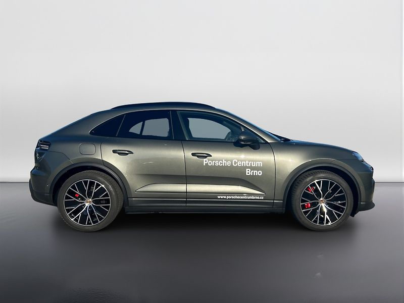 Porsche Macan (2026) 4S - fotka 6 z 30