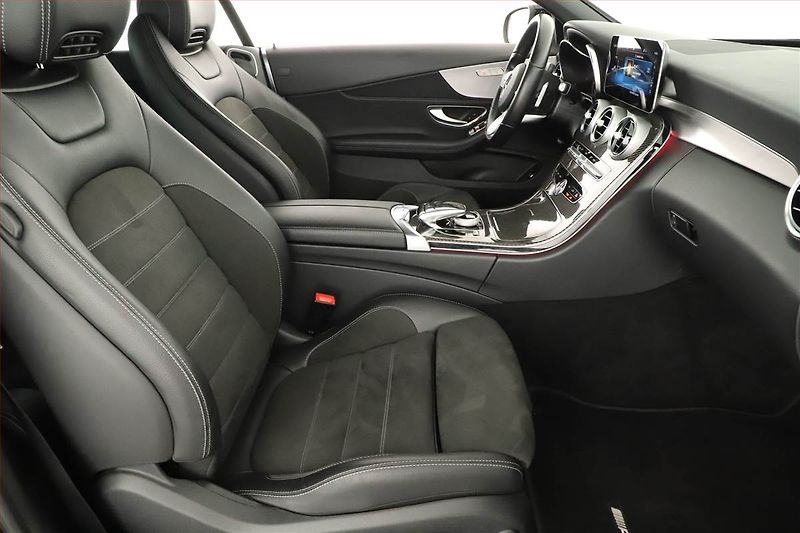 Mercedes-Benz Třídy C (2021) C 300 - fotka 7 z 23