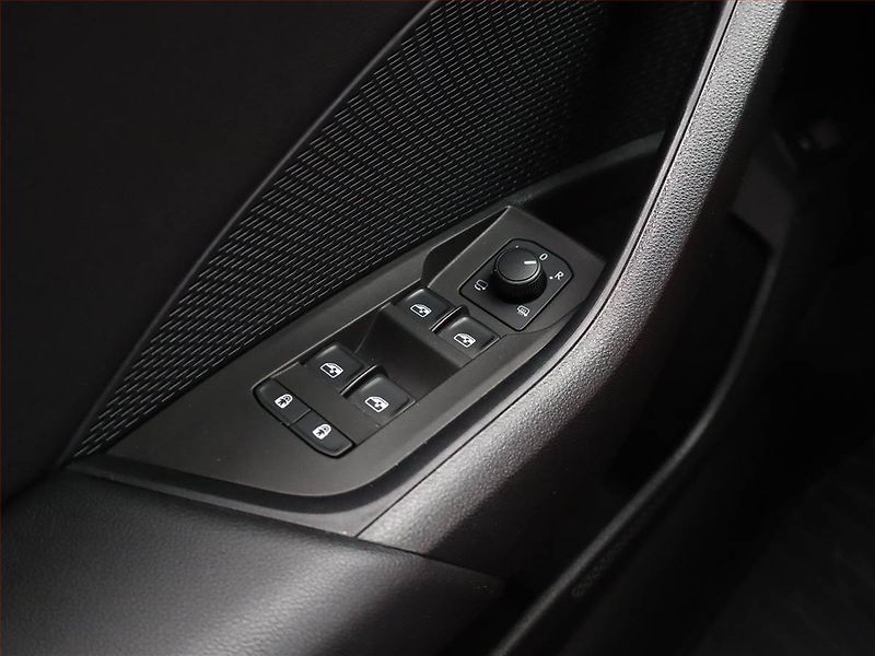 Škoda Octavia (2021) Style 1.4 TSI iV - fotka 20 z 24