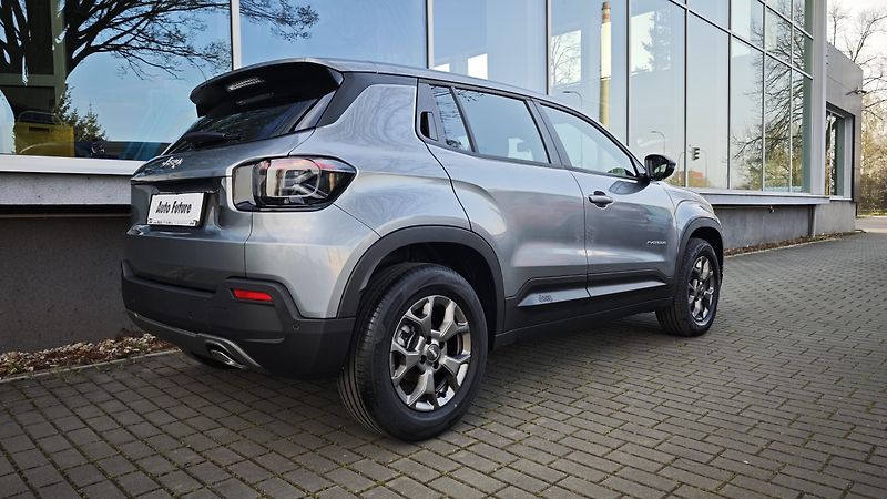 Jeep Avenger (2026) Longitude 1,2 100PS manuál - fotka 3 z 38