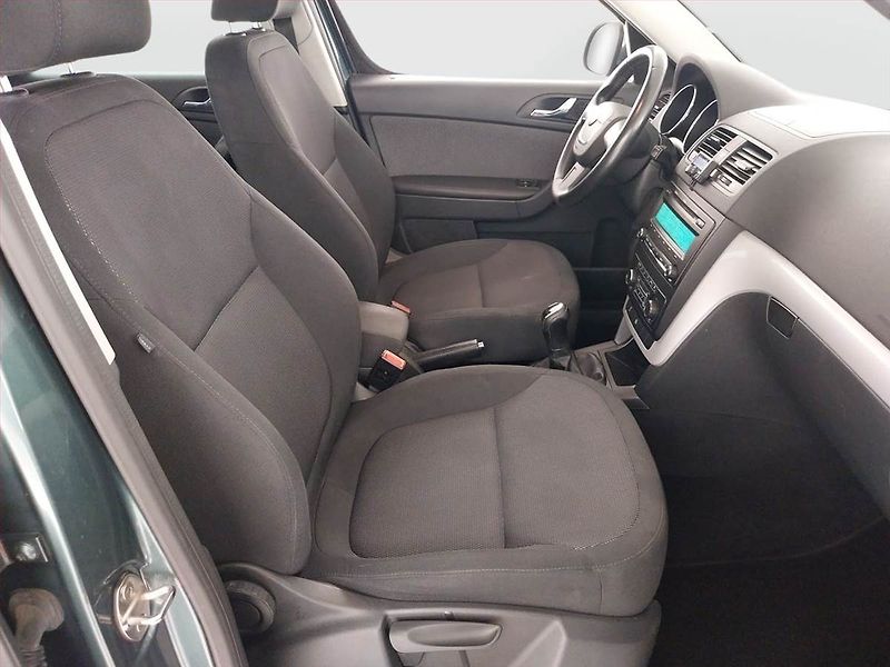 Škoda Yeti (2011) Ambition 2.0 TDI, 4X4 - fotka 9 z 17