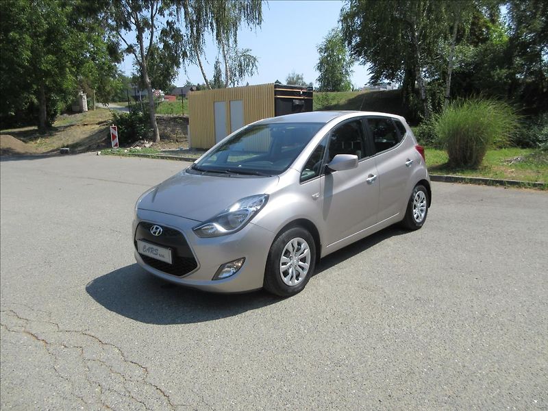 Hyundai ix20 1,4 i Klima, Tažné, Nové v ČR - fotka 2 z 26