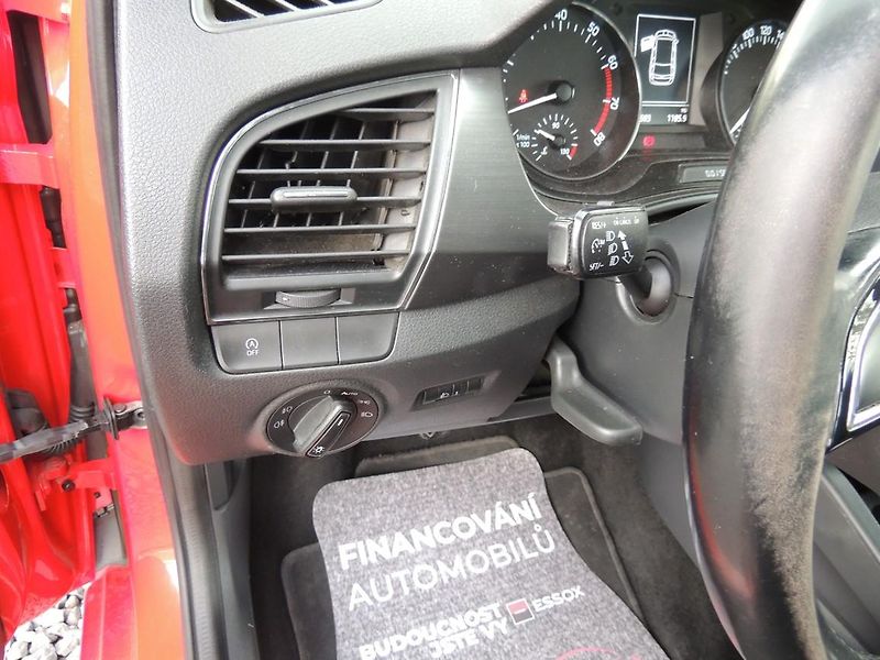Škoda Fabia (2017) 1.2TSi,66kw,Style,ČR,1majitel - fotka 22 z 50