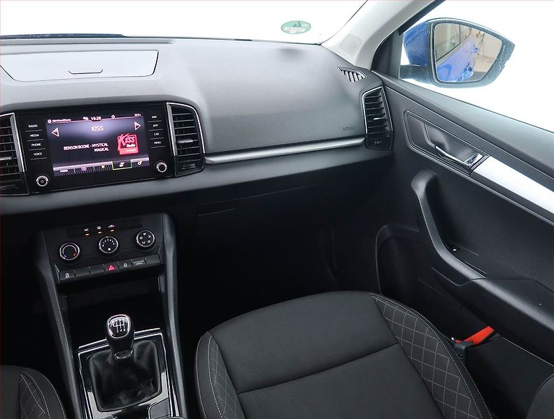 Škoda Karoq (2020) Ambition 1.0 TSI, Navi - fotka 8 z 20