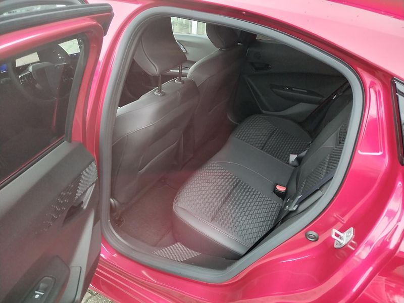 Renault Clio (2026) Techno TCe 115 - fotka 10 z 22