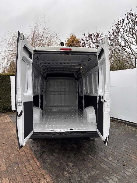 Citroën Jumper Furgon plus 4-35 L4H2 165 S&am - fotka 15 z 17