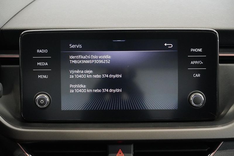 Škoda Kamiq 1.5TSI,DSG,STYLE,ČR,1.MAJ,DPH - fotka 28 z 31