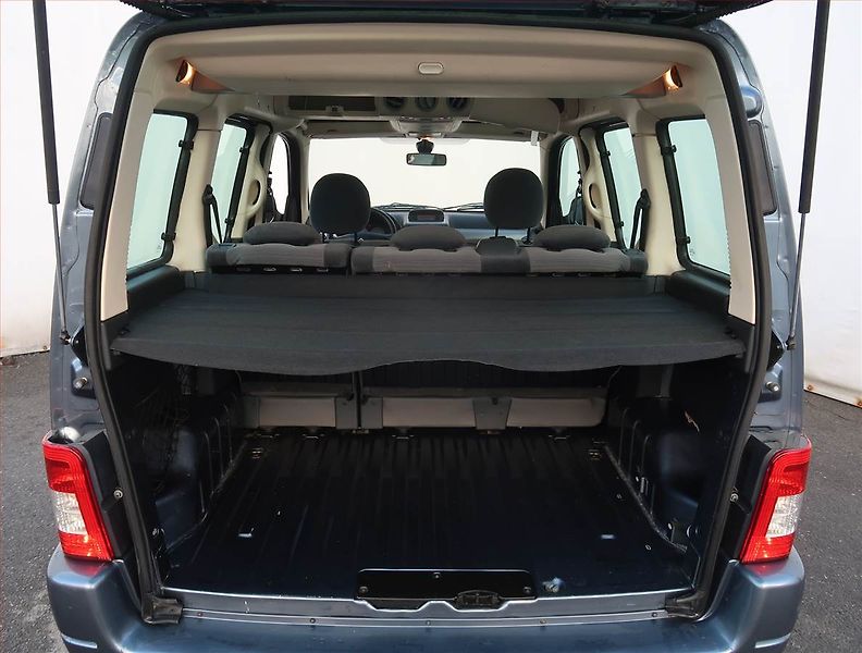 Citroën Berlingo (2005) 1.6 16V , 5Míst, 1Maj - fotka 13 z 15
