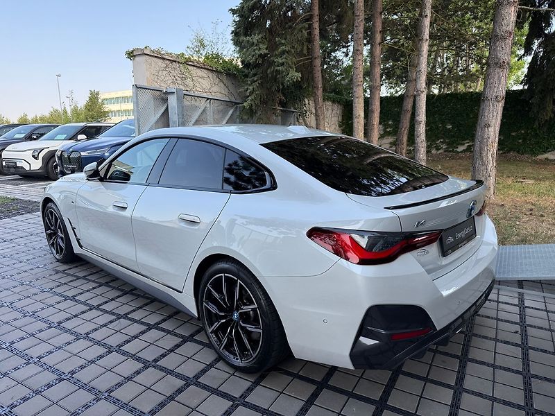 BMW Ostatní eDrive 40 LASER H&K HUD Mpaket - fotka 4 z 45