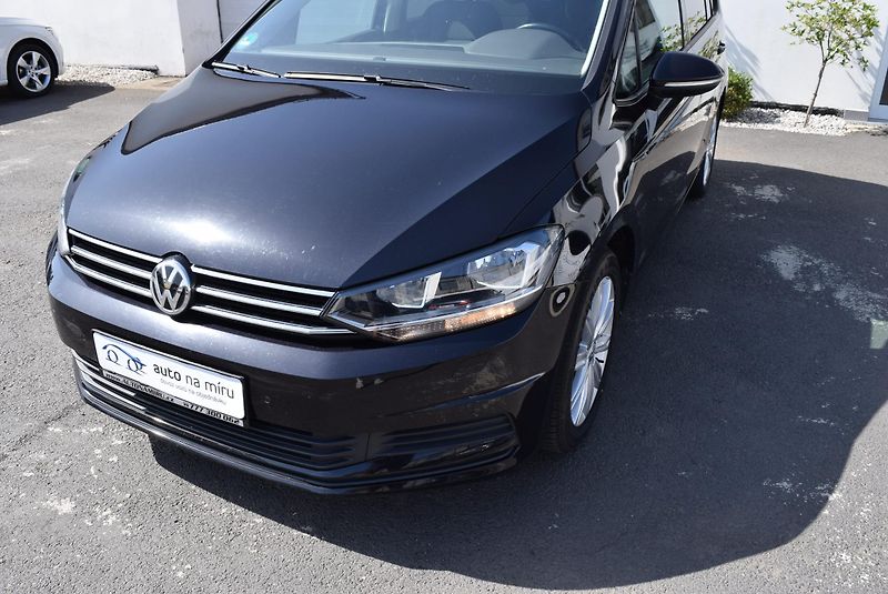 Volkswagen Touran (2016) 2.0TDI 110kw 7MÍST CLBMT OPS  - fotka 2 z 50