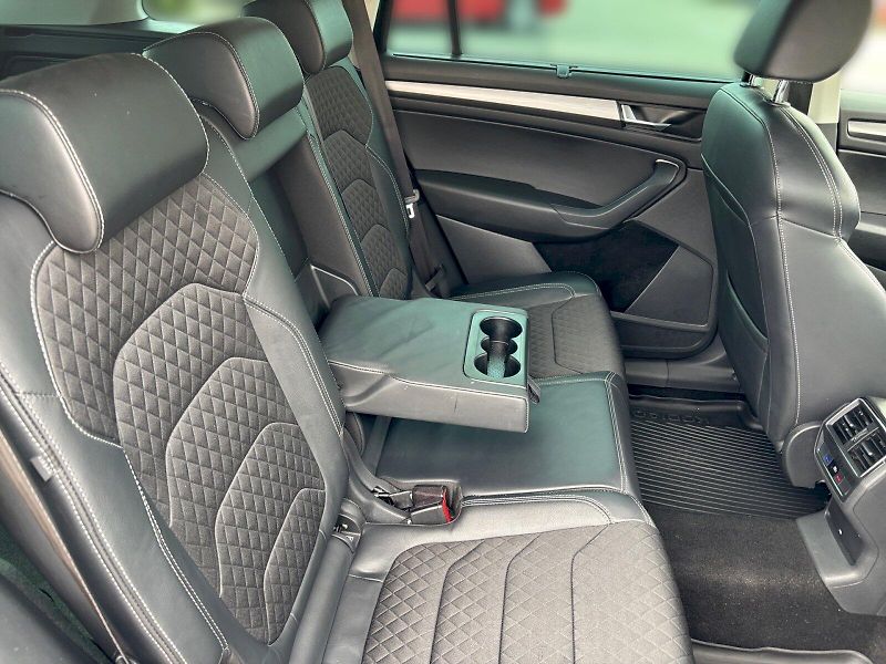 Škoda Kodiaq (2017) Ambition Plus 2.0 TSI 132 kW D - fotka 31 z 32