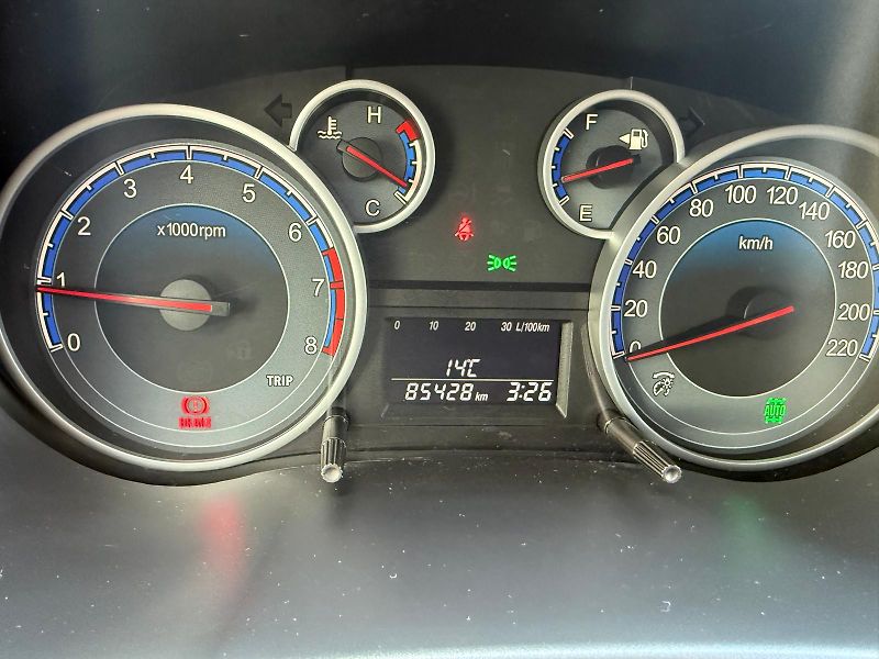 Suzuki SX4 1.6 VVT GLX 4x4 NAVI SE - fotka 15 z 30