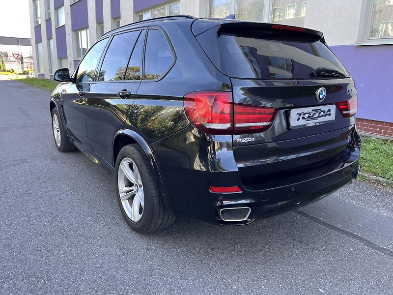 BMW X5 3,0 D xDrive 30D ///M - fotka 3 z 34