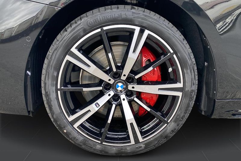 BMW Řada 5 540d xDrive Sedan - fotka 6 z 10