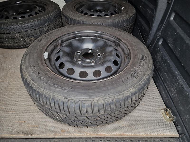 Volkswagen Caddy 1.4 TGI Maxi, původ ČR,1.Maj. - fotka 44 z 48
