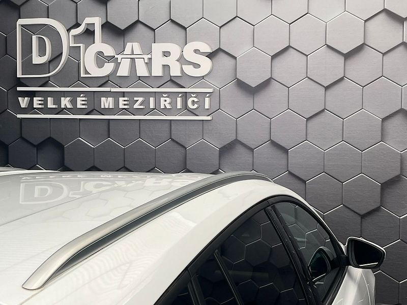 Ford Focus 2.0 EB Titanium manuál 110kW - fotka 36 z 76