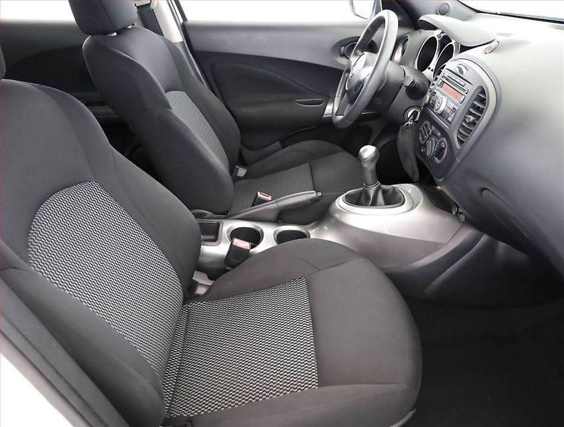 Nissan Juke (2015) 1.6 i, ČR,1.maj, Serv.kniha - fotka 7 z 12