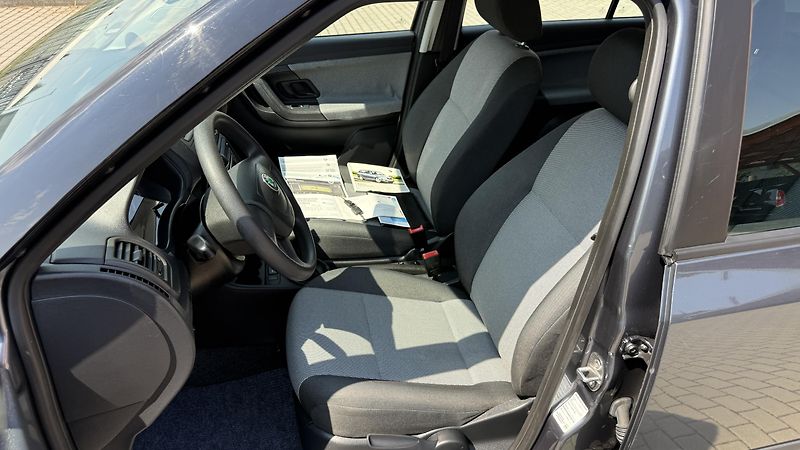 Škoda Fabia 1.4 16V*63kW*Cool Edition*TOP* - fotka 15 z 21