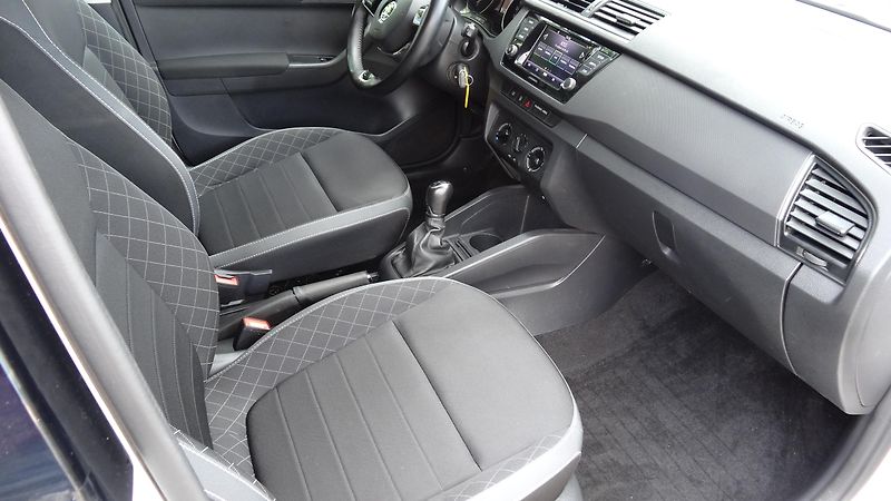Škoda Fabia K.1.0TSi Amb.Taž.zař. - fotka 4 z 17