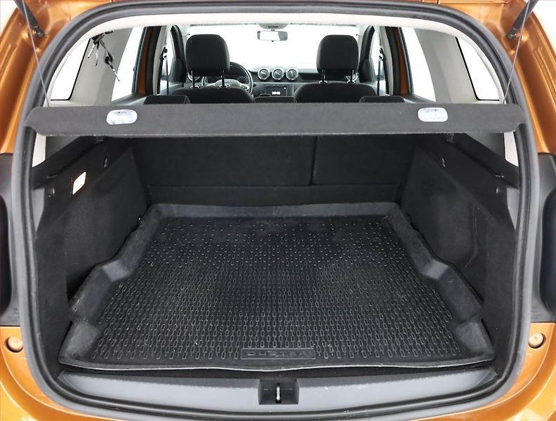 Dacia Duster (2019) 1.5 Blue dCi, 4X4, ČR,1.maj - fotka 17 z 18