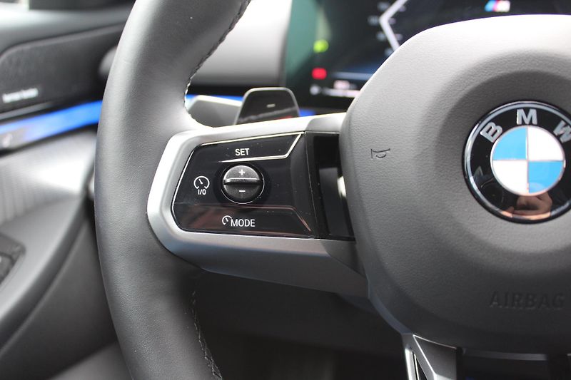 BMW Řada 5 540d xDrive Sedan - fotka 10 z 23