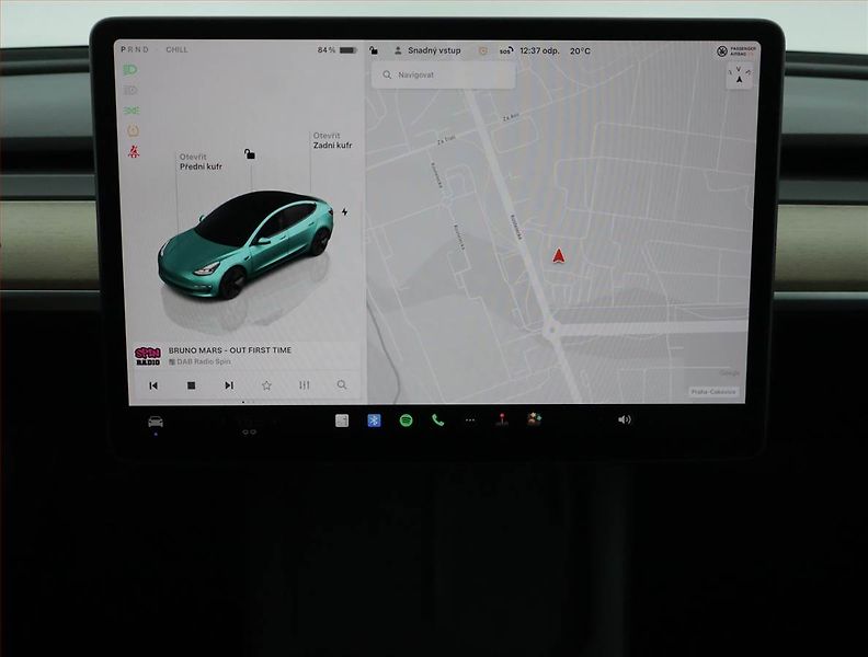 Tesla Model 3 (2023) Long Range RWD 79kWh, SoH 91% - fotka 12 z 21