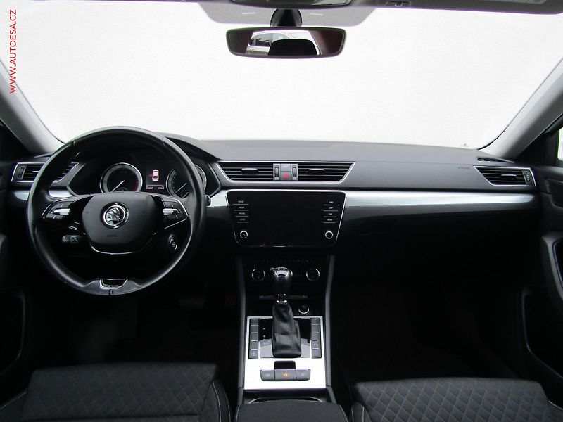 Škoda Superb (2020) 2.0TDi, ČR, Ambition, DSG - fotka 8 z 16