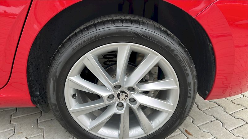 Škoda Scala (2024) SELEC TSI 85/1.0 A7F - fotka 10 z 26