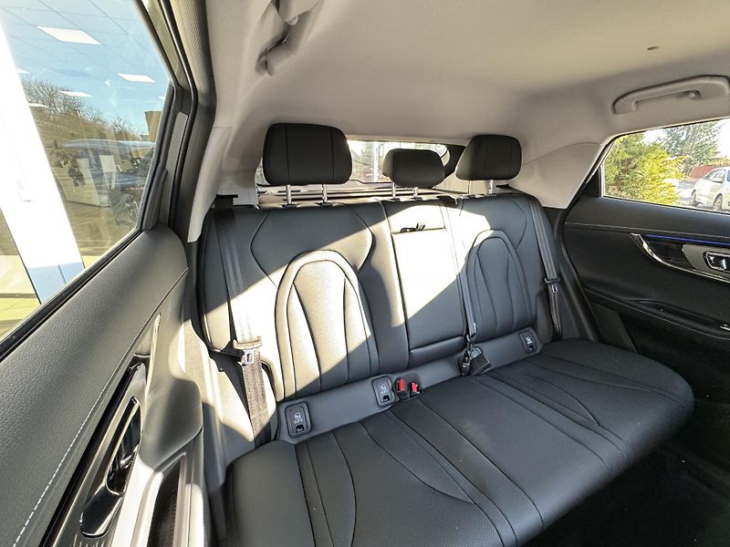 Omoda 5 (2026) Premium 1.6 TGDi 108 kW - fotka 5 z 7