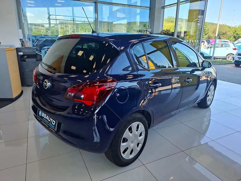 Opel Corsa 1.4i 66KW AUT 2016 - fotka 3 z 11