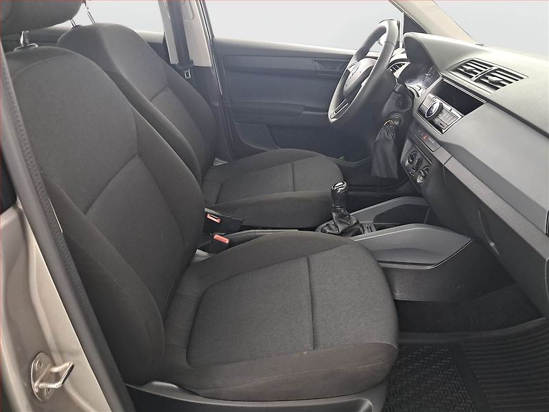 Škoda Fabia (2020) 1.0 TSI - fotka 9 z 14