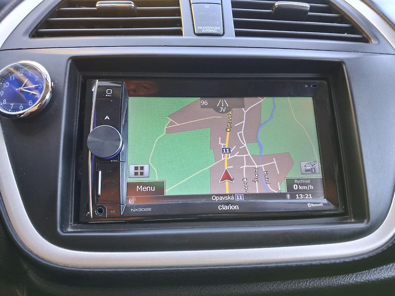 Suzuki SX4 S-Cross (2014) 1,6i 88kw LPG 4x4 NAVI 2x KOLA - fotka 23 z 35