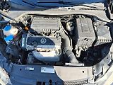 Volkswagen Golf (2009) 1,4i 16v 59 Kw Trend - náhled 24