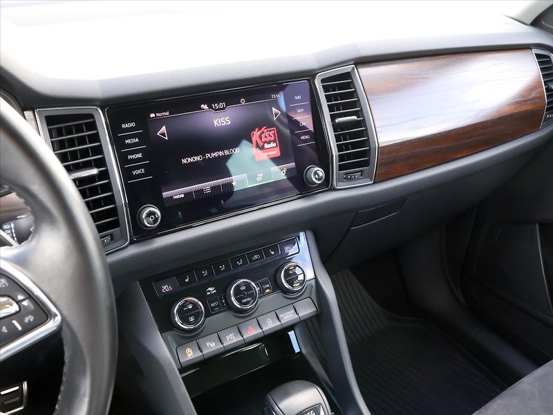 Škoda Kodiaq 2,0 TDI 147kW DSG Scout 4x4 CZ - fotka 23 z 35